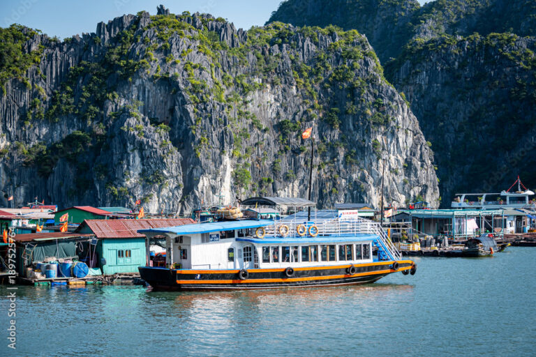 Vietnam in Bildern: Cát Bà, Halong-Bucht und schwimmende Dörfer 1 Vietnam in Bildern: Cát Bà, Halong-Bucht und schwimmende Dörfer